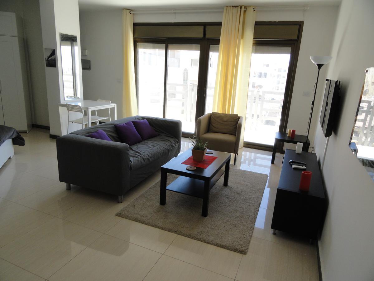 Diyarkom Apartment Аман Екстериор снимка